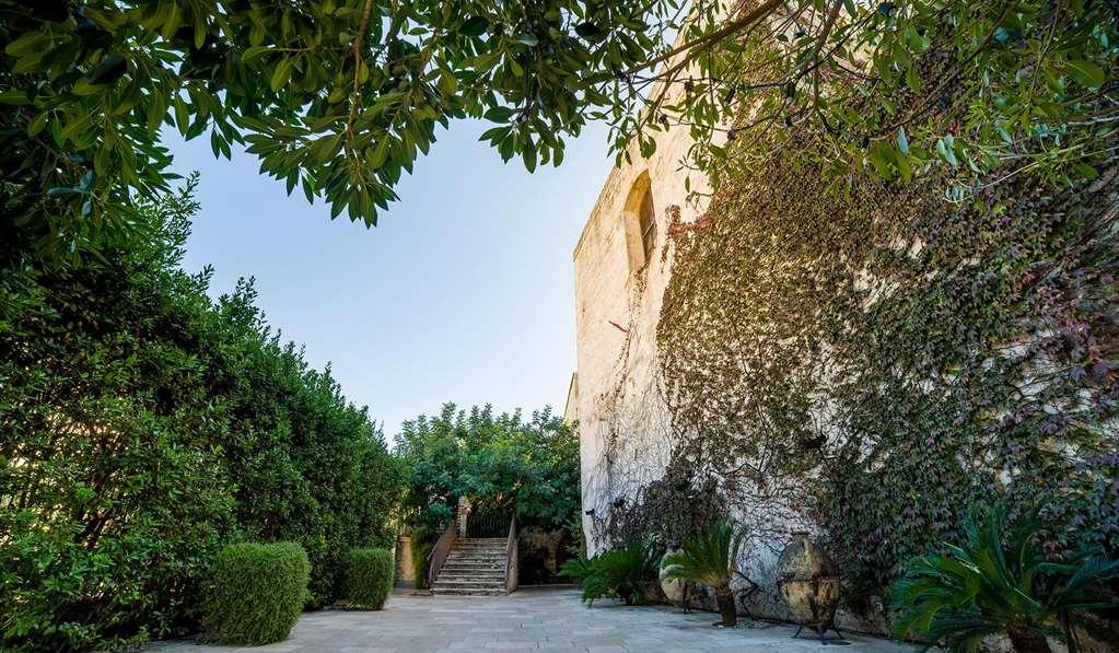 Torre Del Parco Hotel Лече Екстериор снимка
