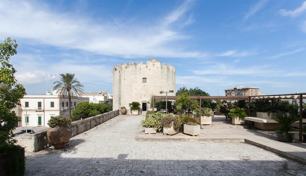 Torre Del Parco Hotel Лече Екстериор снимка